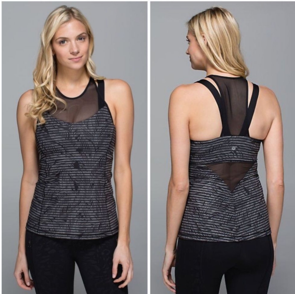 Lululemon Running in the city tank top striped